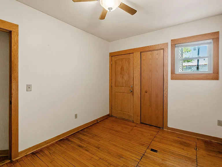 1815 Clinton Ave #1 — Photo 15