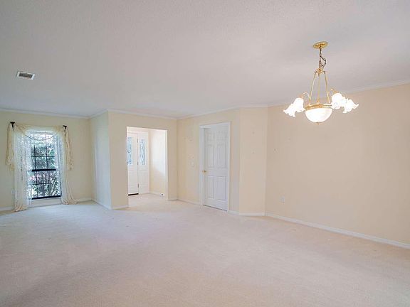 4th image of 184 SW Long Leaf Dr