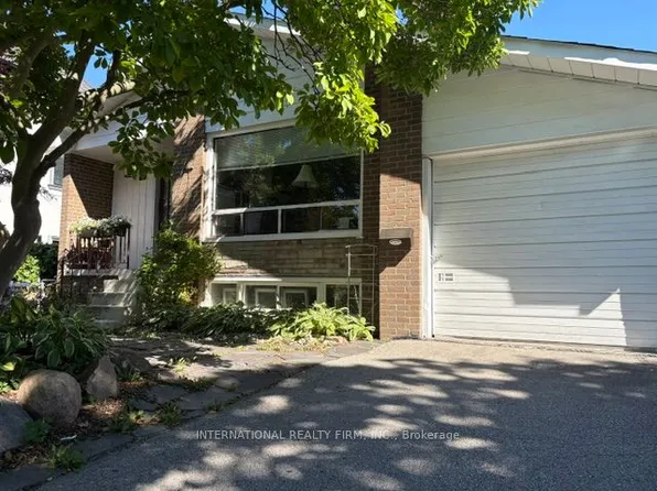 19 Windover Dr, Toronto, ON M1G 1P1