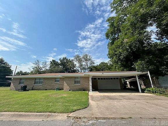 5th image of 217 Mills St