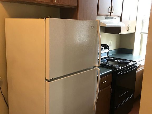 4th image of 701 W Oak St #3798971