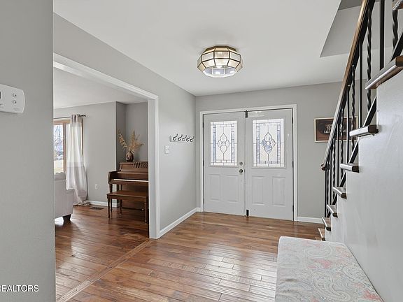 4th image of 7940 Castlecomb Rd