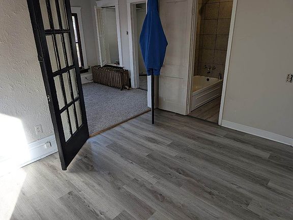 5th image of 914 Florida Ave #3