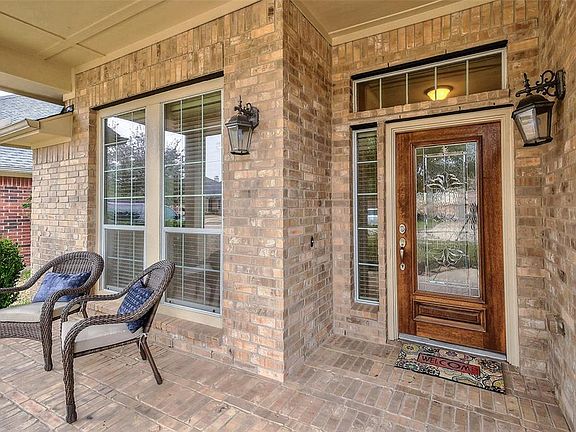 3rd image of 28207 Chalet Park Dr