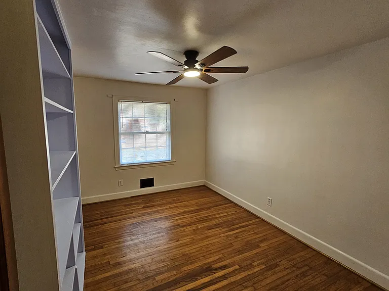 5705 Brookmere Ln — Photo 12
