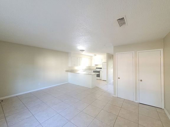5th image of 6567 Park Ave APT A