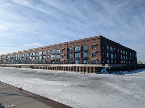 401 W Shoreline Dr Unit 130, Sandusky, OH 44870