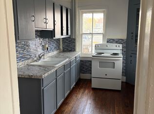 151 S 3rd St, Chambersburg, PA 17201