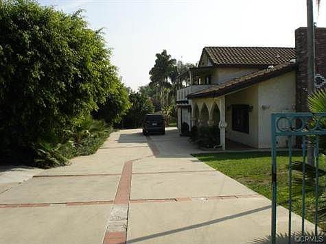 2nd image of 13732 Lomitas Ave