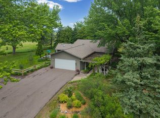 282 Croixview Dr S, Afton, MN 55001