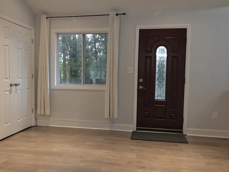 12712 Torrington St — Photo 3