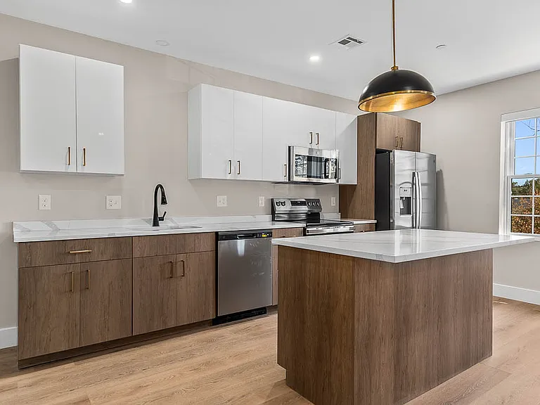 The Block at 22 Everett St — Photo 57