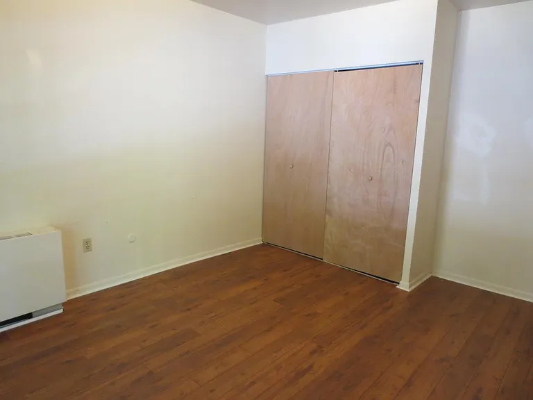 Bedroom - Second, Closet
