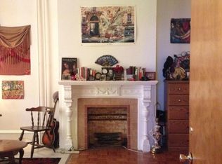 923 S 49th St #1F, Philadelphia, PA 19143