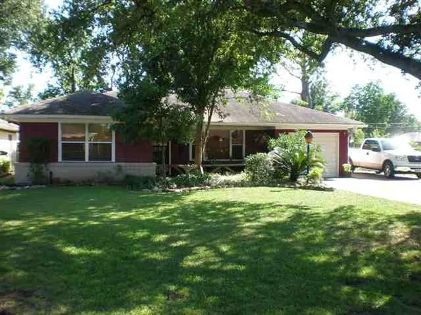 3711 Lexington Ave, Port Arthur, TX 77642