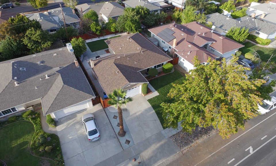 1st image of 6599 Rainbow Dr