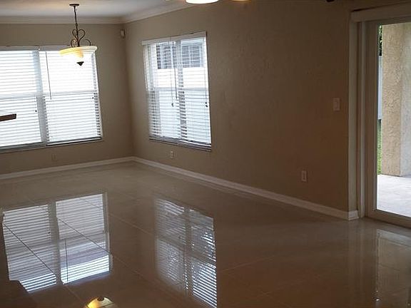 4th image of 11726 Crest Creek Dr
