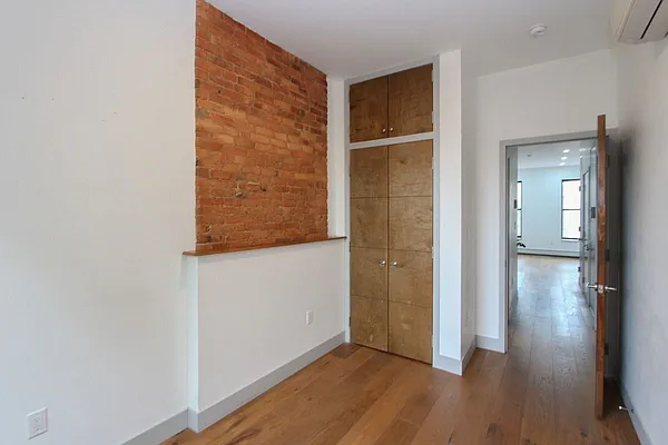 Rented by Brooklyn Rentals NYC | media 44
