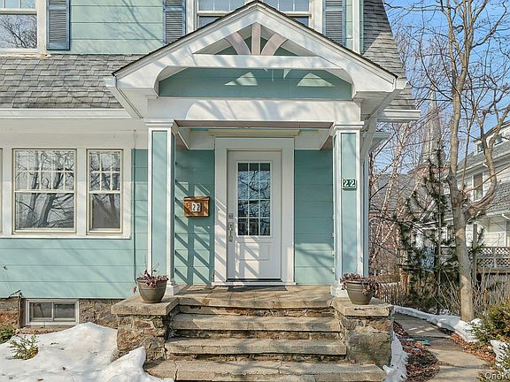 4th image of 22 Dearborn Street