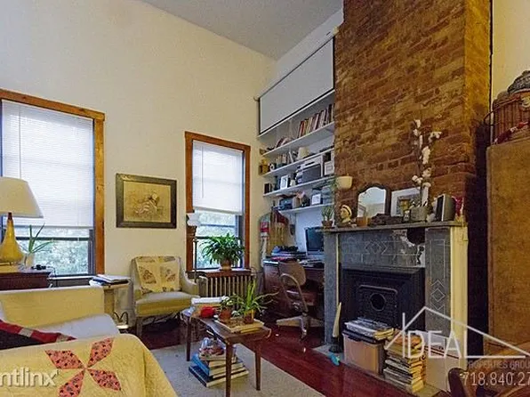 425 46th St, Brooklyn, NY 11220