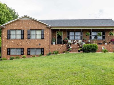 11 Meadowbrook Dr, Stuarts Draft, VA, 24477