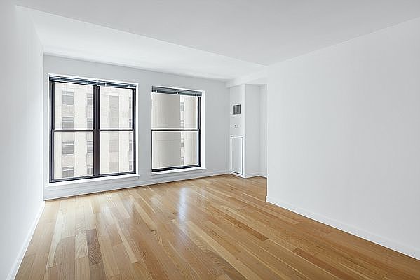 1st image of 37 Wall St Ph B