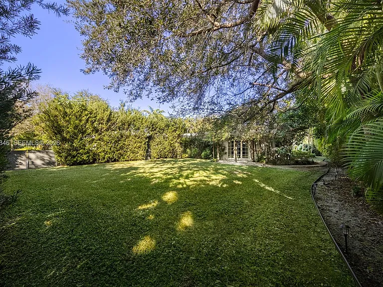 7290 SW 77th Ter — Photo 31