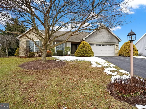 1241 Shadowbrooke Dr, Dover, PA 17315