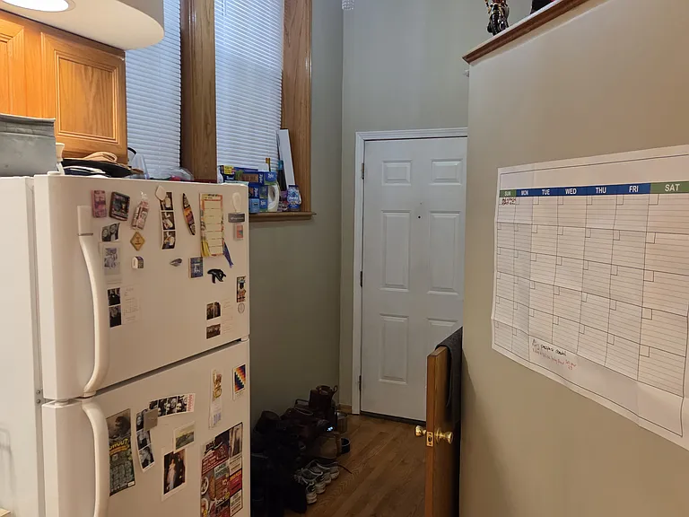 847 N Hoyne Ave #1F — Photo 8