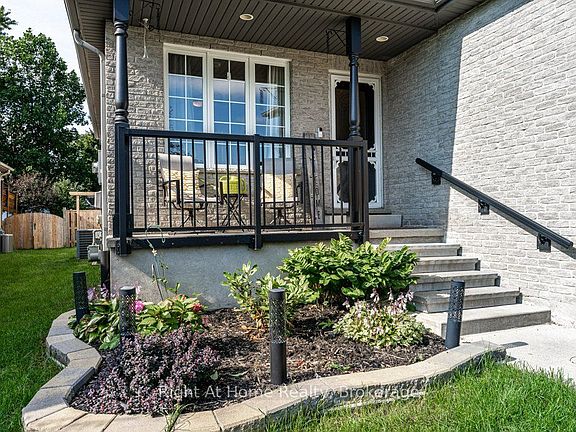 3rd image of 301 Norman St
