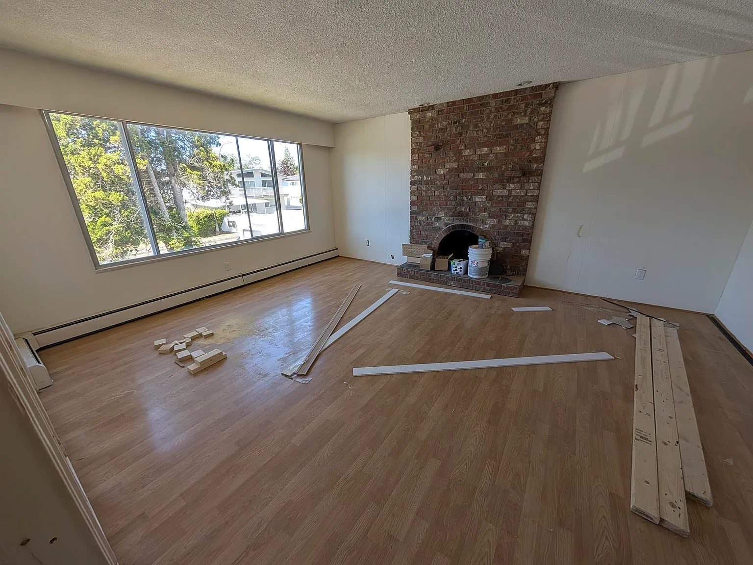 4 bed, 1800 sqft, $3,500 — Photo 1