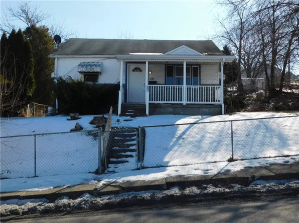 120 Bailey Ave, Uniontown, PA 15401