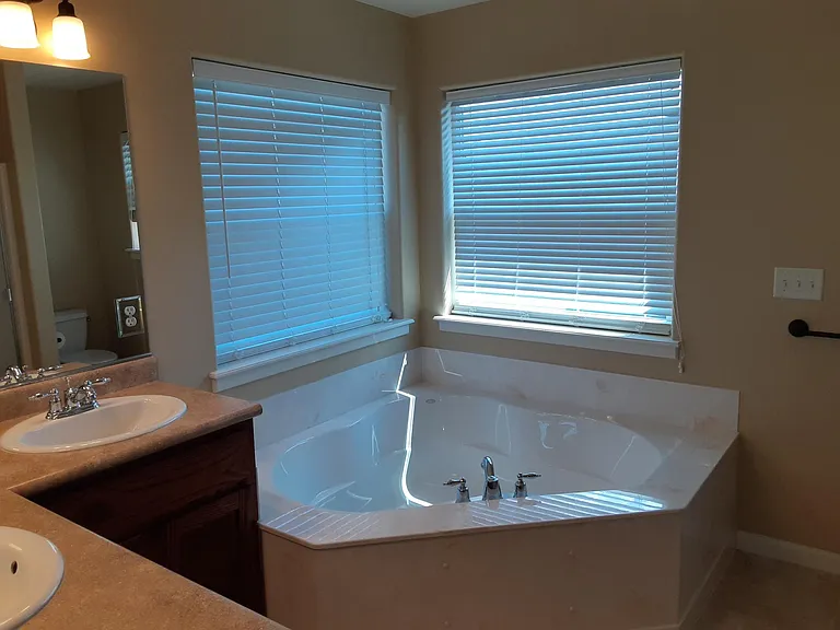 Upstairs master bath