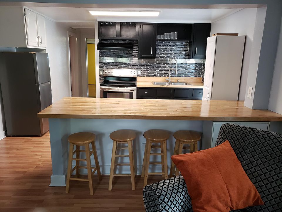 1st image of 67 Beaver St #2
