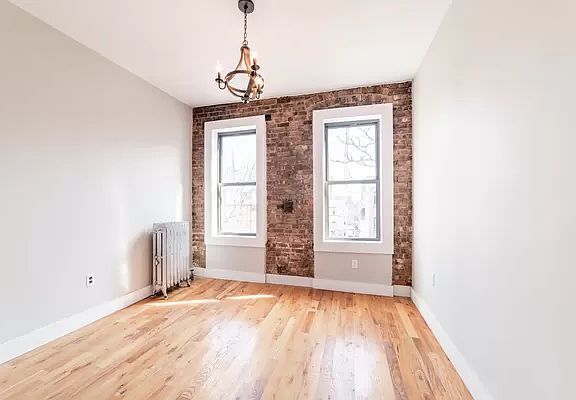 4th image of 657 E 21st St #D9