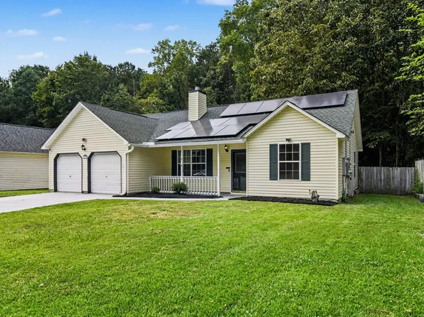 218 Beverly Dr, Ladson, SC 29456