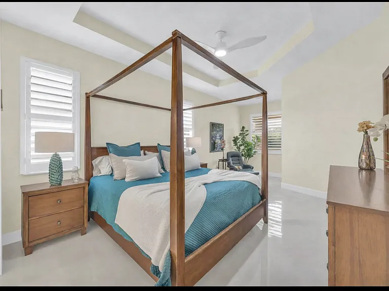 253 SW Coconut Key Way — Photo 17