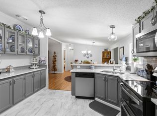 26 Hickory Rd, West Liberty, KY 41472