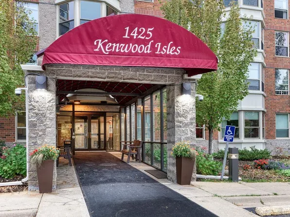 1425 W 28th St APT T12, Minneapolis, MN 55408