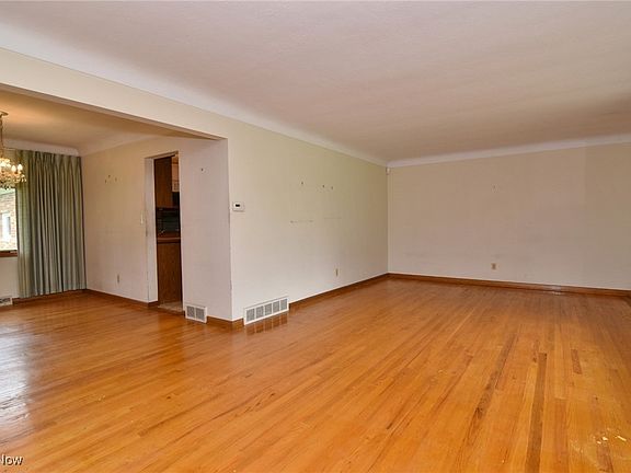 4th image of 7265 Spanghurst Dr