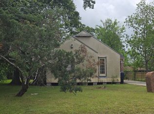 7050 Heron Dr, Houston, TX 77087