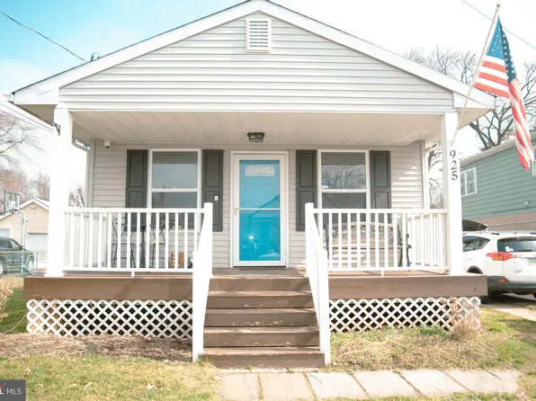 925 3rd Ave, Croydon, PA 19021