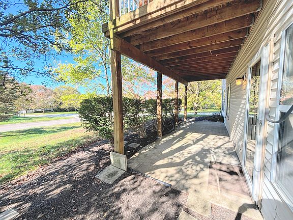 2nd image of 5361 Stoneledge Ct Unit 1H