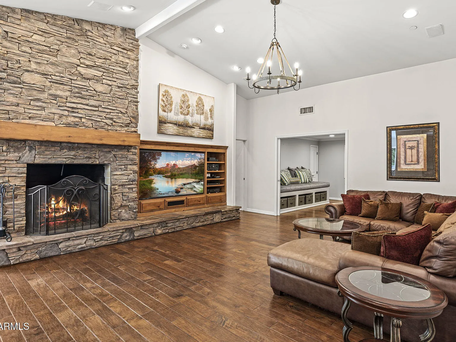 4 bed, 3.0 bath, 3098 sqft, $10,750 — Photo 3