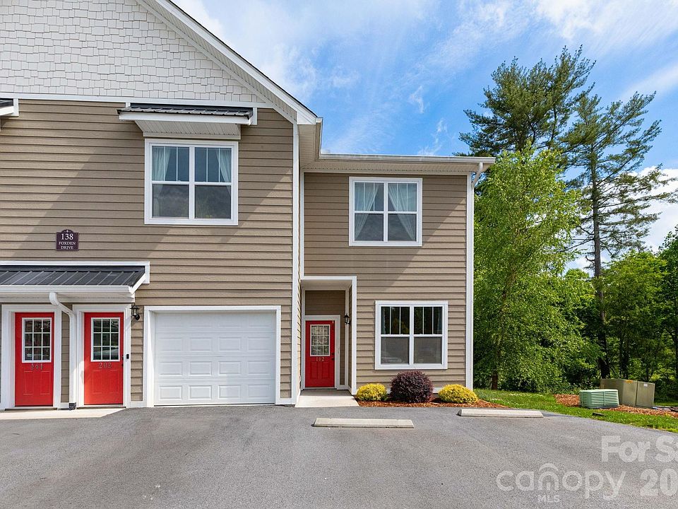 1st image of 138 Foxden Dr #102