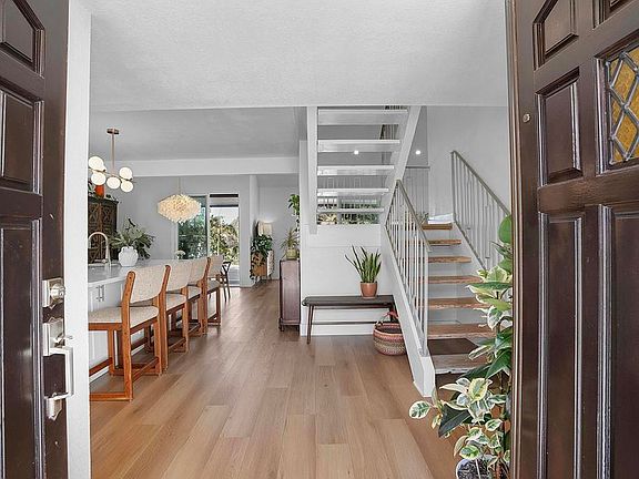 5th image of 2349 Nicklaus Dr