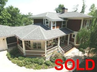 1131 Fleur De Lac Ln, Greensboro, GA 30642