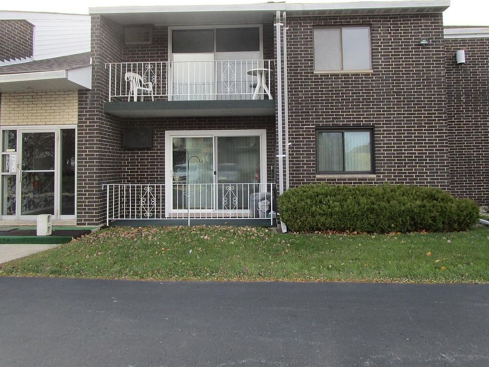 1st image of 9940 153rd St #2D