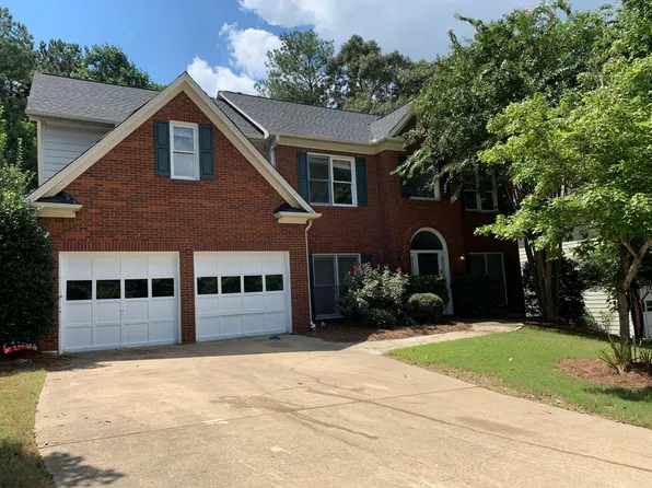 6060 Georgetown Park Dr, Norcross, GA 30071