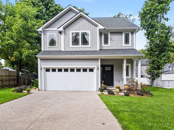 1320 Parkway, Waterford, MI 48328
